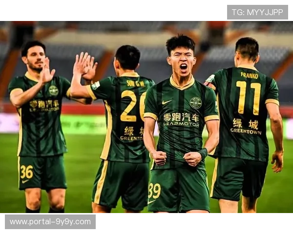 浙江队末轮练兵,王钰栋缺阵影响进攻 浙江队末轮练兵,王钰栋缺阵影响进攻