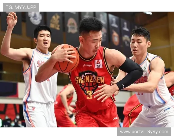 贺希宁21+9+11准三双，深圳队长展现全面领导力