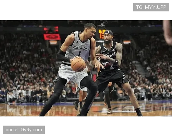 马刺110-107力克猛龙，豪取10连胜